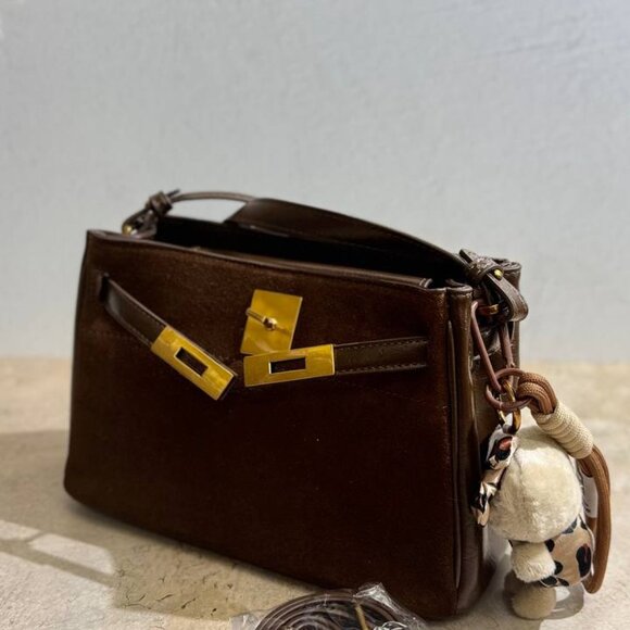 Luxury Elegance Suede & Leather Handbag - Picture 7 of 8